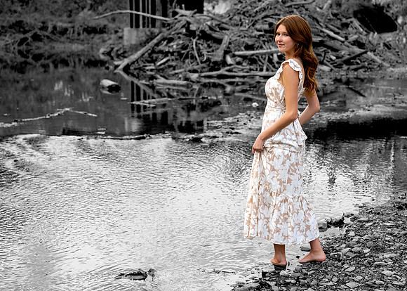 _RFZ4957 copy Selective B&W