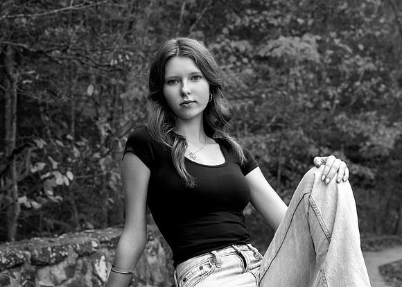 _RFZ4024 copy B&W
